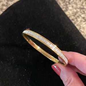 Round Bangle. Avg. Italian silver Pave glitter bangle.